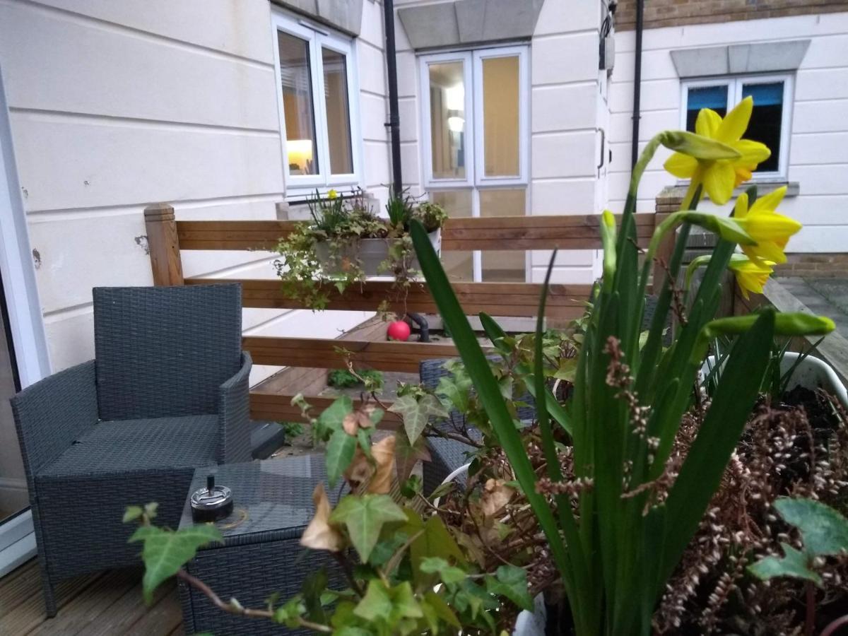 Three Bedroom Apartment By Beautiful Park London Kültér fotó